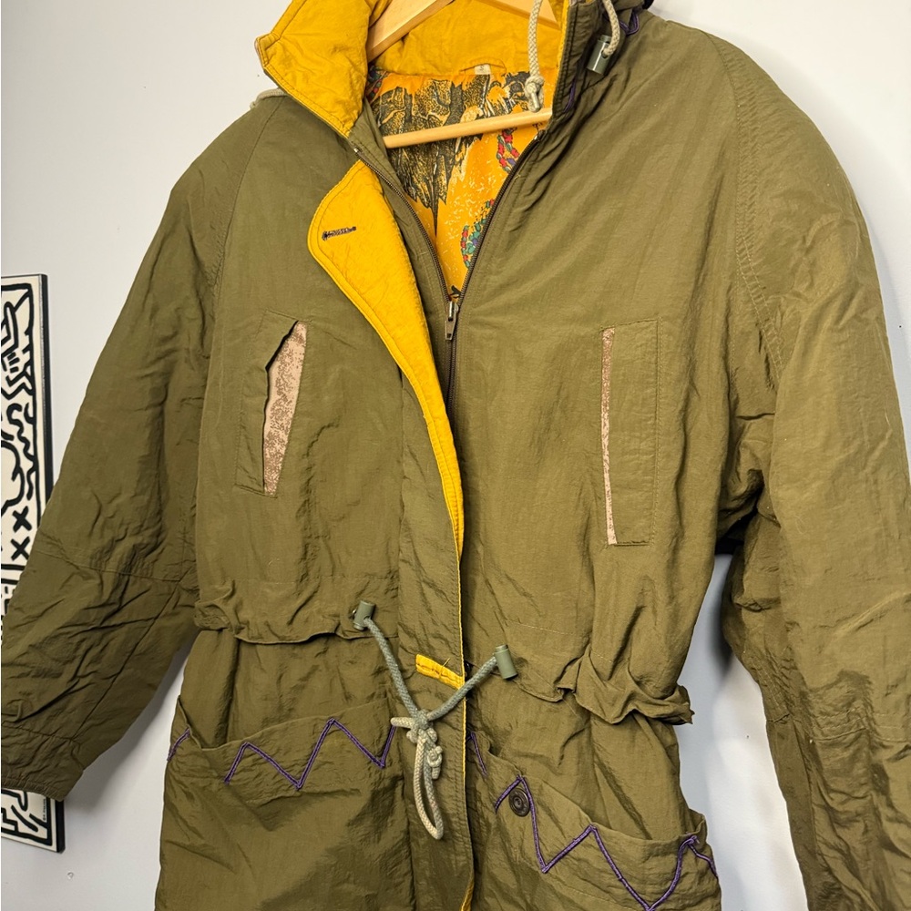 Olive Green and Yellow Vintage Ski Parka Jacket - Picture 2 of 4